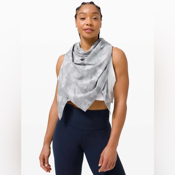 NWT Lululemon All You Need Scarf Camo Jacquard Rhino Grey - Picture 1 of 5